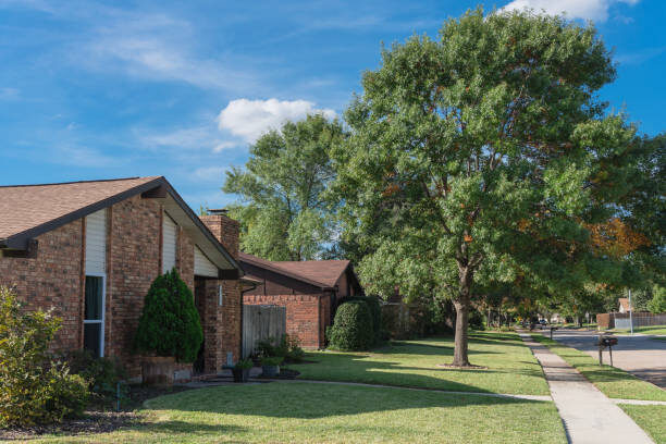 Homeowners reviewing home selling options
