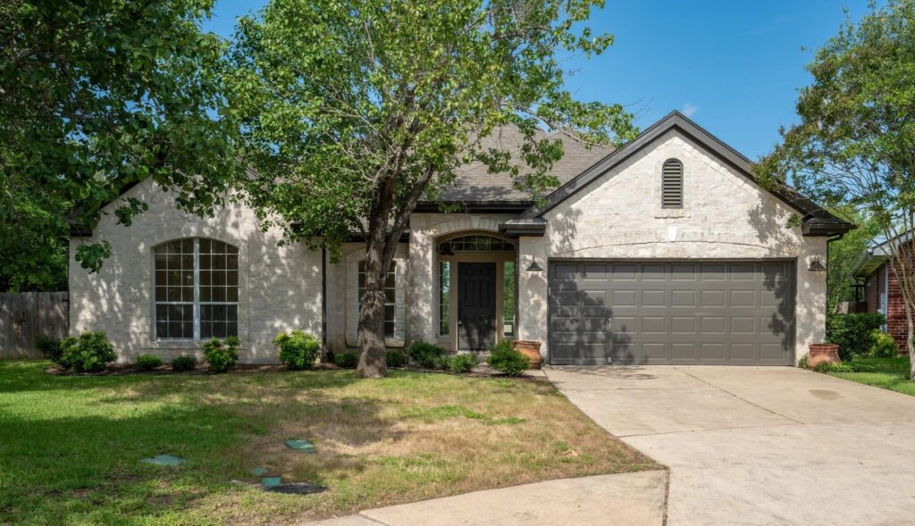 Home in Lake Pointe, Bee Cave TX
