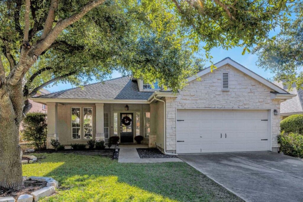 Home in Lake Pointe, Bee Cave TX