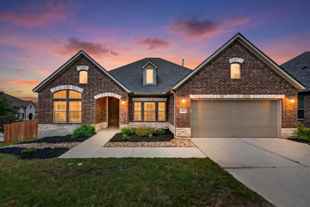 Home in Sweetwater, Bee Cave TX