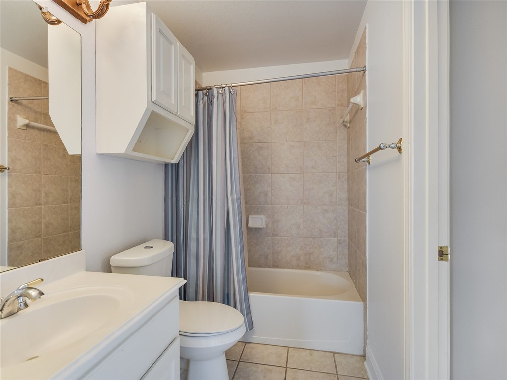 Example of a clean, well-kept home with minor repairs, ready to list